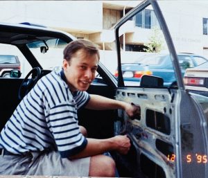 elon musk primer coche