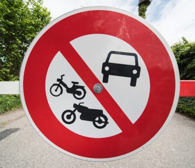 lagos covadonga coche