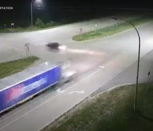 Colisionan y acaban en llamas