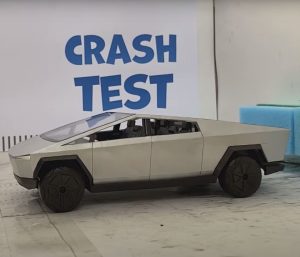 Crash Test Tesla