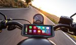 La pantalla multimedia que se puede instalar en cualquier moto