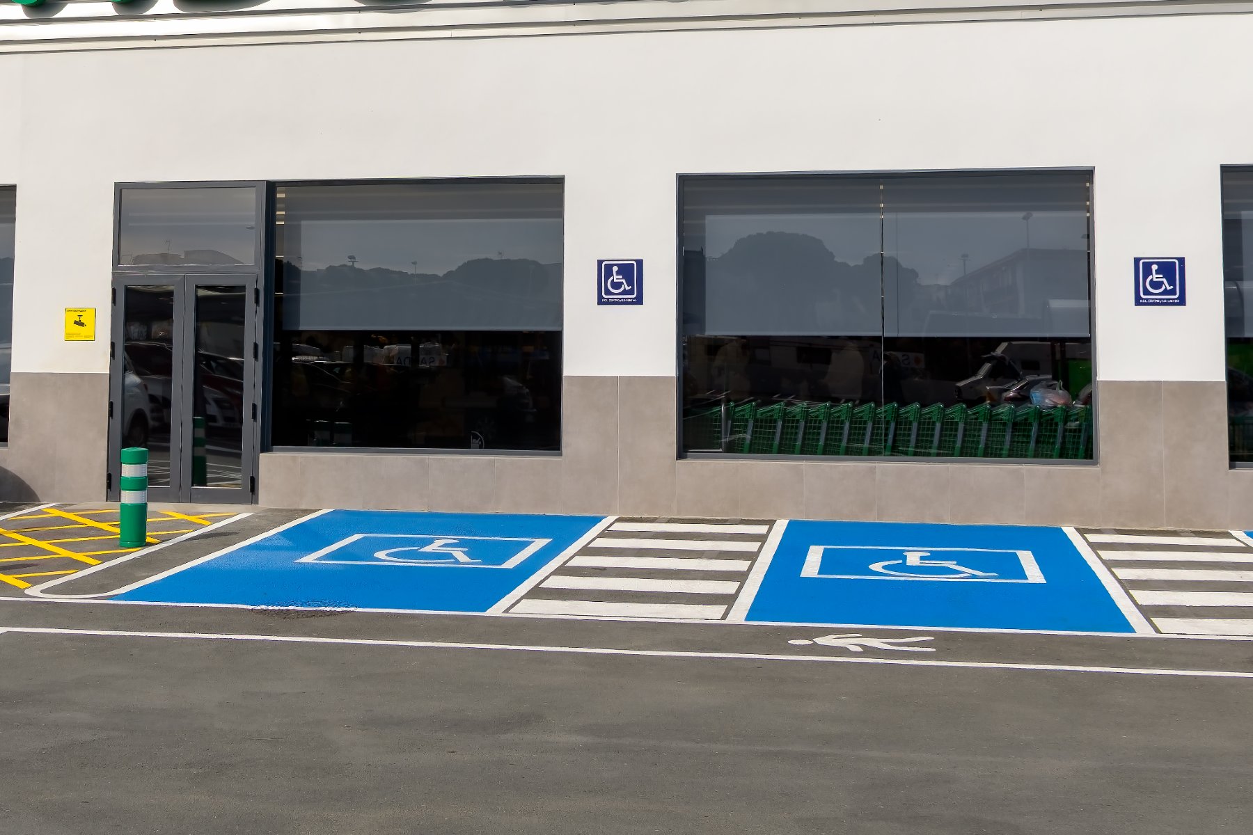 aparcamiento discapacitados