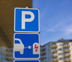 aparcamiento coche eléctrico
