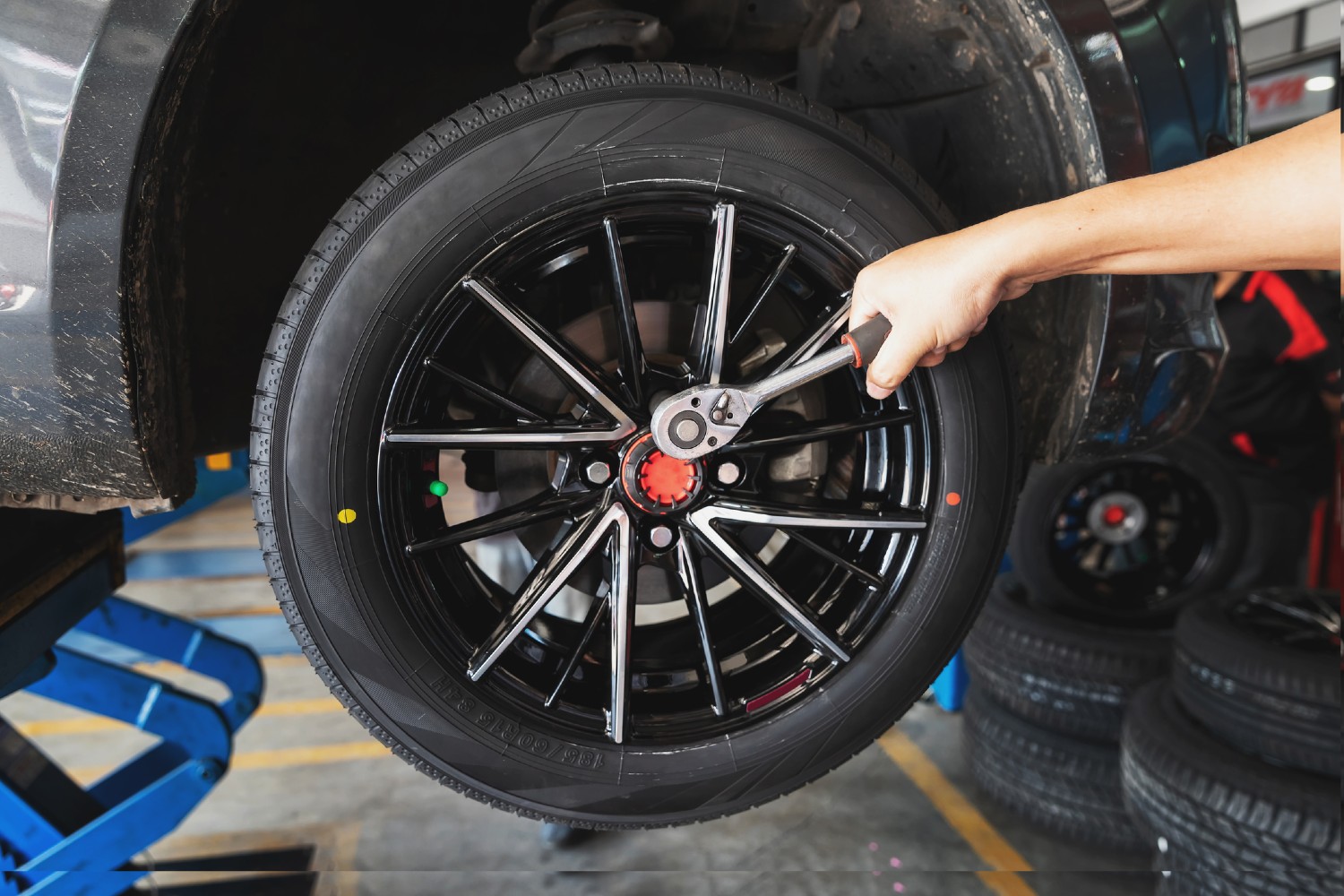 neumatico punto rojo