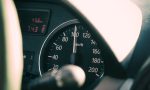 ¿Es más real la velocidad que marca Google Maps o la del velocímetro del coche?