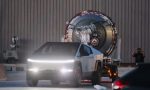 A este Tesla nada se le resiste: es capaz de remolcar un cohete propulsor
