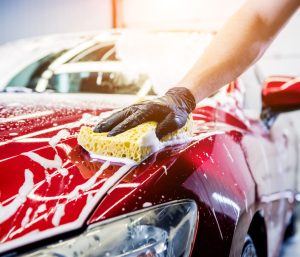 gasto agua lavar coche