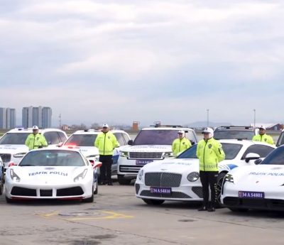 Coches policiales en Turquía