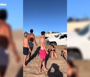 Atrapados en las dunas