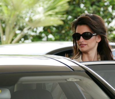 penélope cruz coche