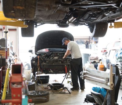 reparar coches viejos