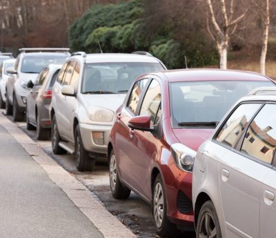 aparcar coche retrovisor