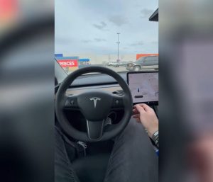 Tesla supermercado