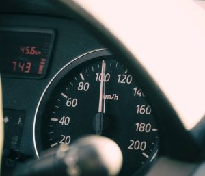 Velocímetro coche