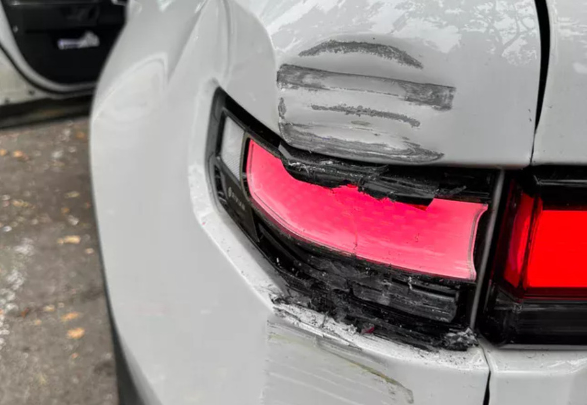 Reparar coche eléctrico