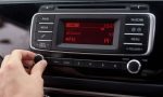 ¿La batería del coche se estropea por oír la radio con el motor apagado?