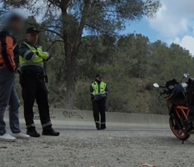 Guardia civil motorista multa