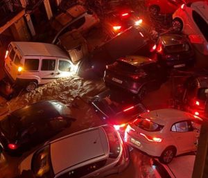 dana valencia coches inundados