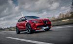 Alfa Romeo Junior Ibrida Speciale: tradición y tecnología en perfecta armonía