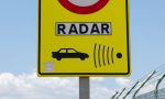 ¿La DGT multa por ir a 122 km/h? El detalle de los radares que muchos conductores desconocen