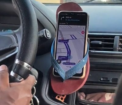 soporte movil chancla