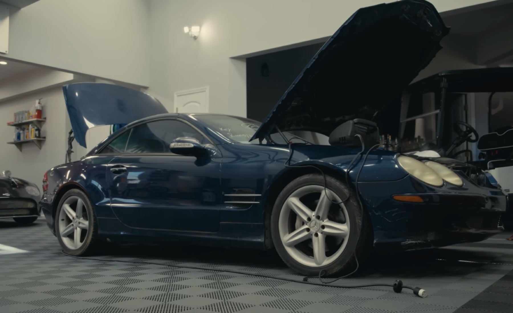 Exterior del Mercedes-Benz SL 500 de 1.500 euros