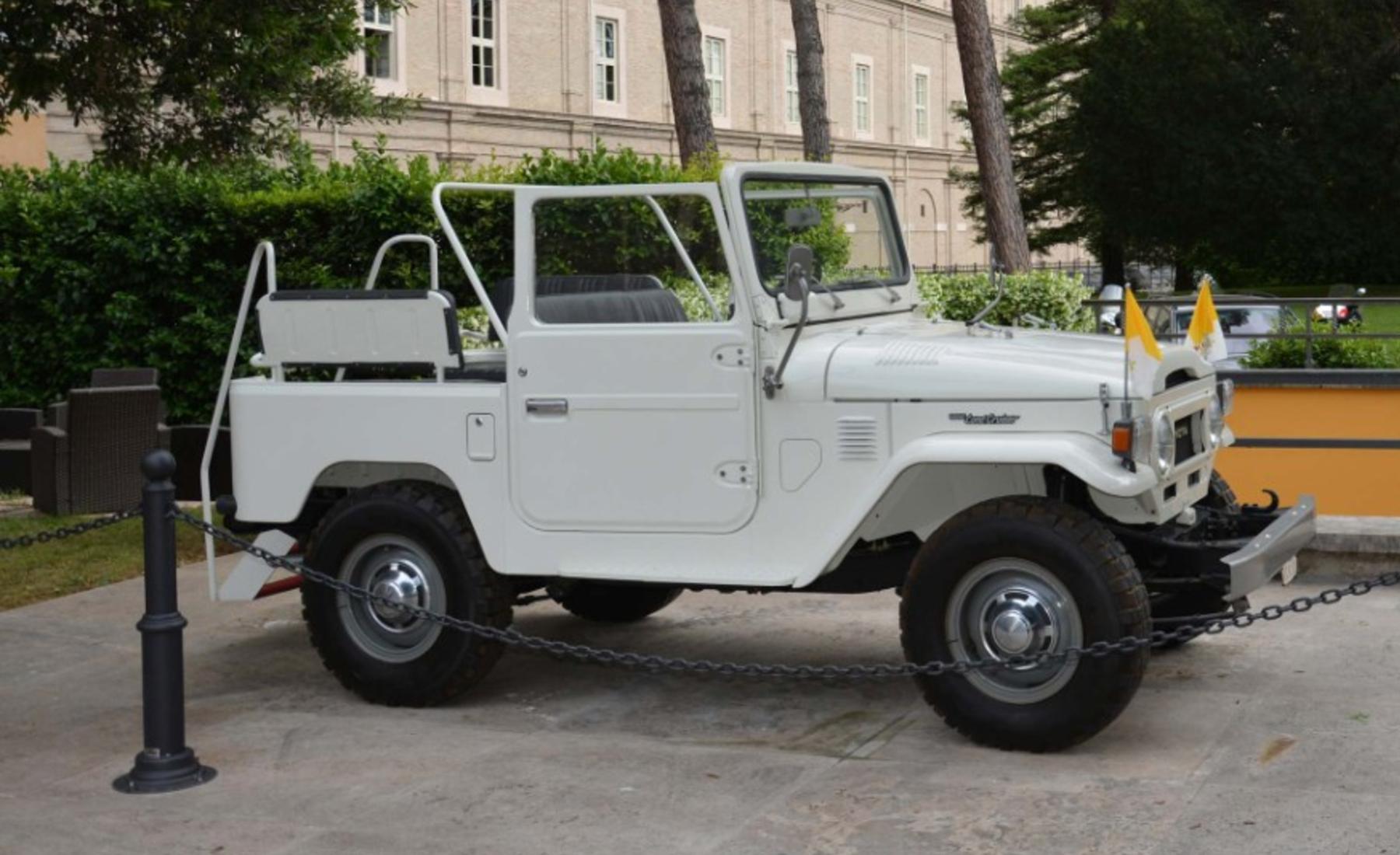 Papamóvil Toyota Land Cruiser