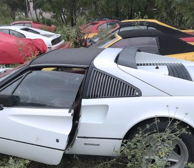 Ferraris abandonados