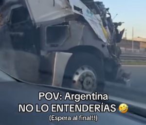 Camión destrozado