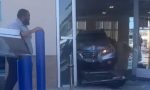 Tasan su coche y no está de acuerdo con el precio: esto es lo que hace para vengarse del concesionario