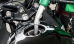 El vídeo viral que demuestra cómo no se debe de echar la gasolina en la moto