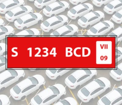 matrícula roja coche