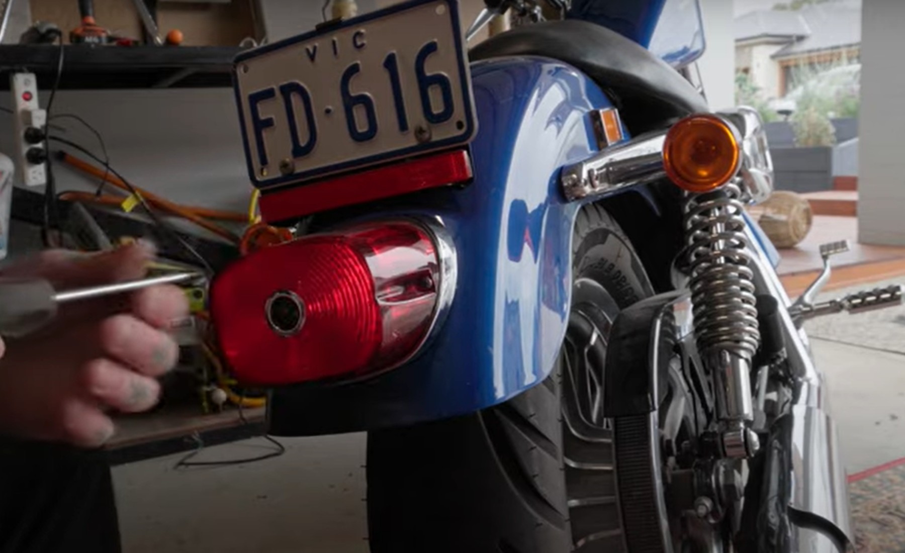 Punto azul faro trasero