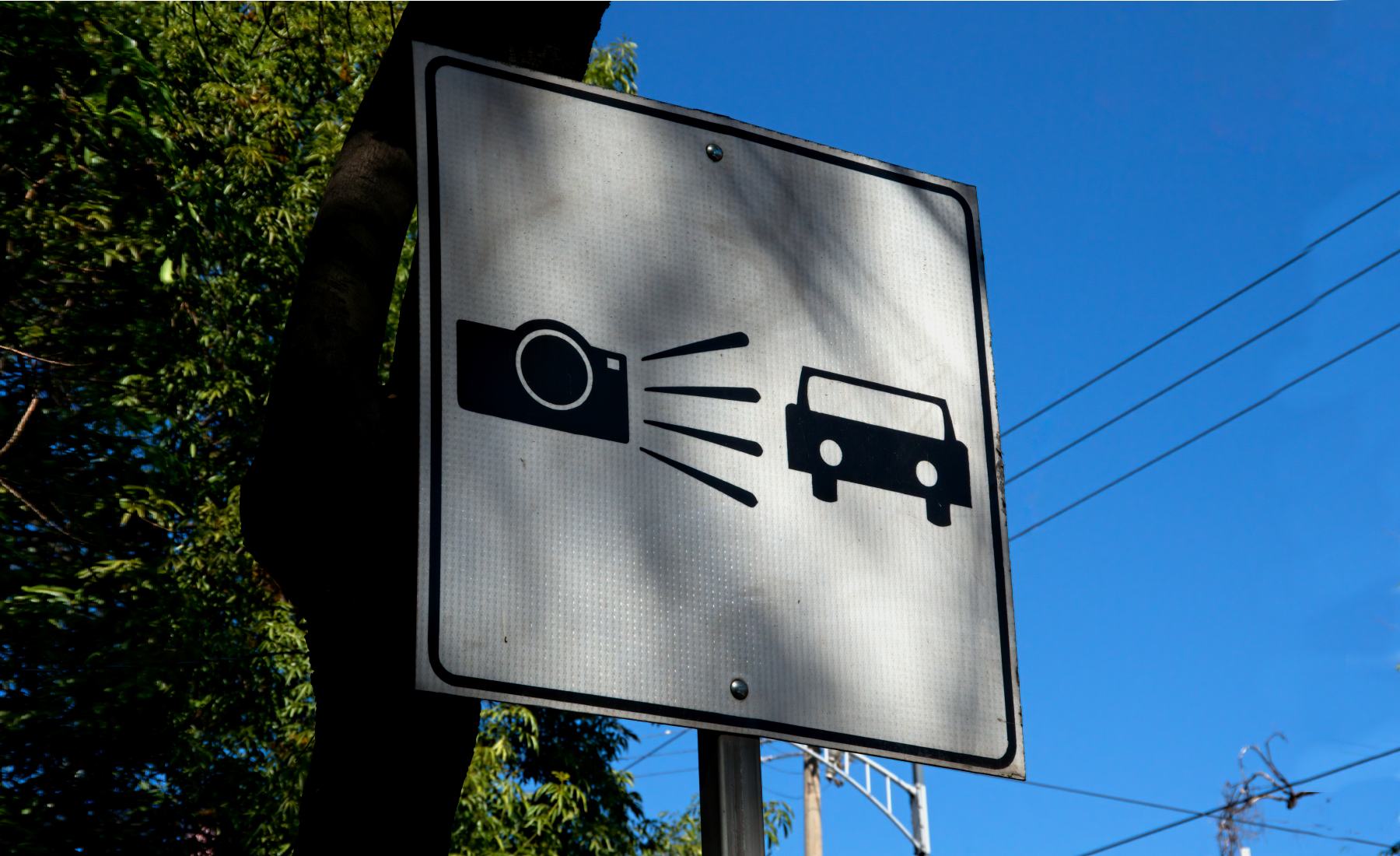 Señal cámara radar