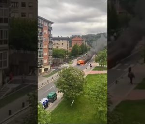 Incendio coche Bilbao