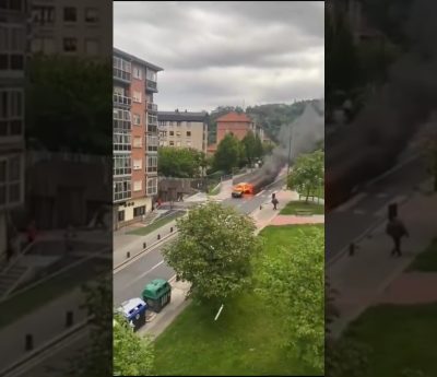 Incendio coche Bilbao