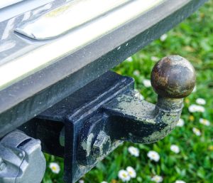 Bola remolque oxidada