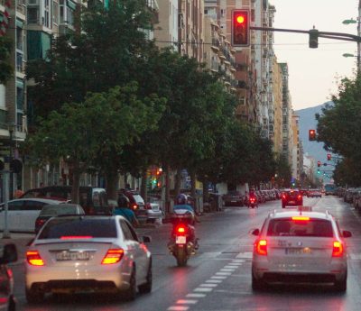 Semáforo rojo ambulancia