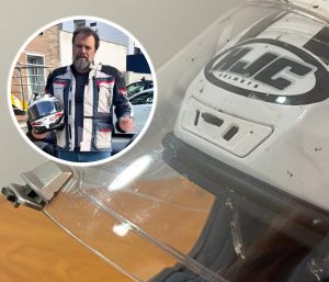 Truco mosquitos casco