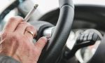 Prohibido fumar al volante: una propuesta “desproporcionada” para algunos conductores