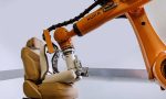 Esta marca tiene cuatro robots que trabajan sin cesar para que estés cómodo al sentarte en el coche