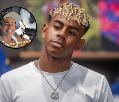 Lamine Yamal cinturón seguridad coche