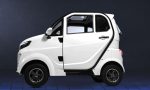 El coche eléctrico que revoluciona el mundo y cuesta solo 275 euros: compacto, práctico y con 60 kilómetros de autonomía