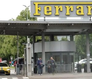 coche Xiaomi Ferrari