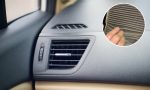 ¿Qué respiramos cuando ponemos el aire acondicionado del coche?: un mecánico lo muestra y es muy desagradable, pero se puede evitar