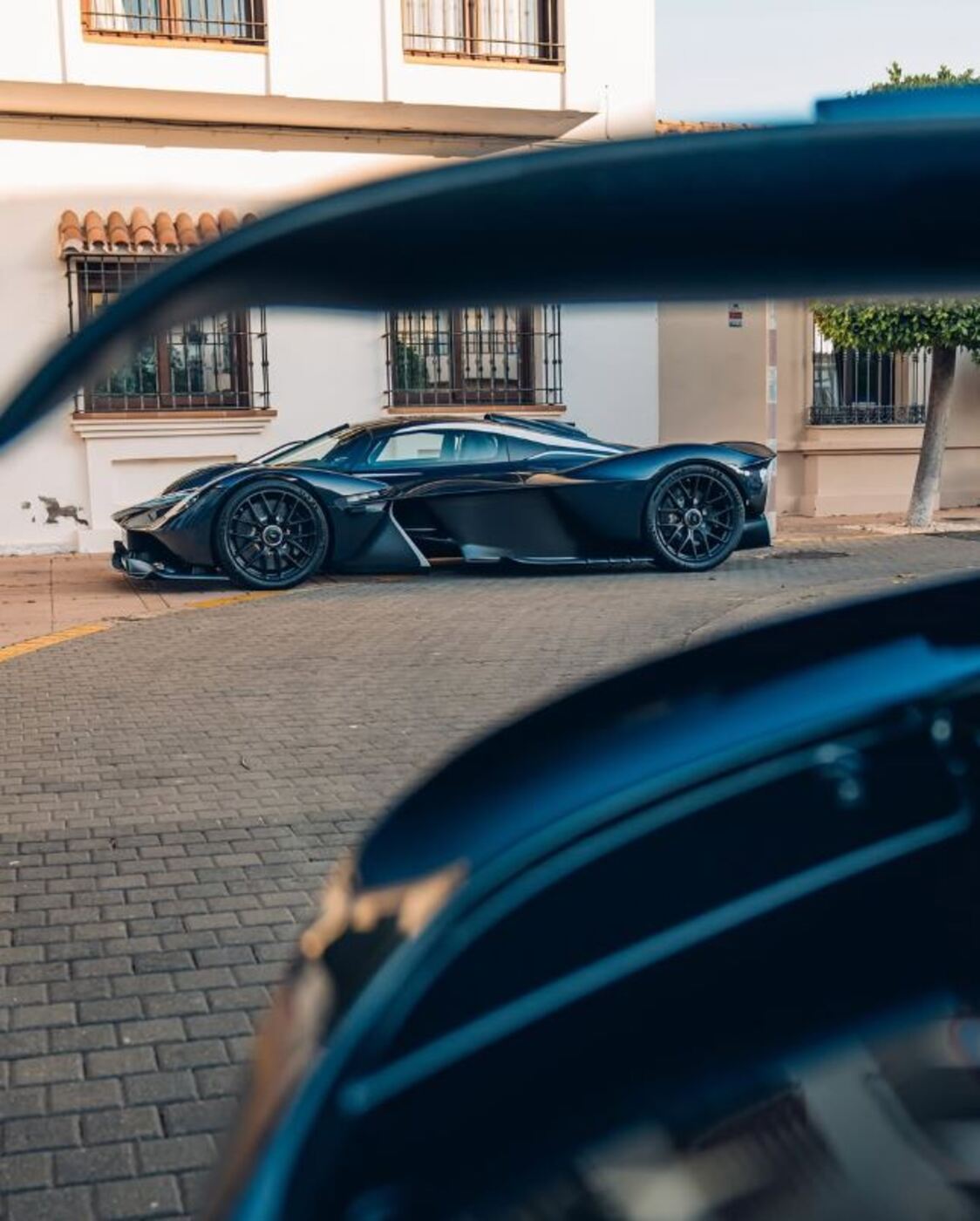 Hiperdeportivos en pueblo