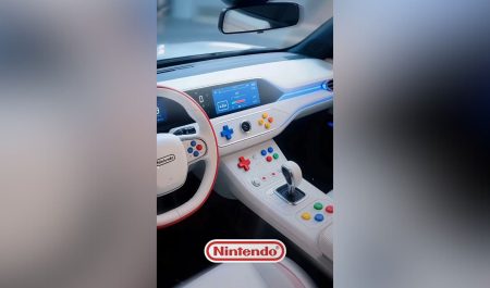 Nintendo interior coche