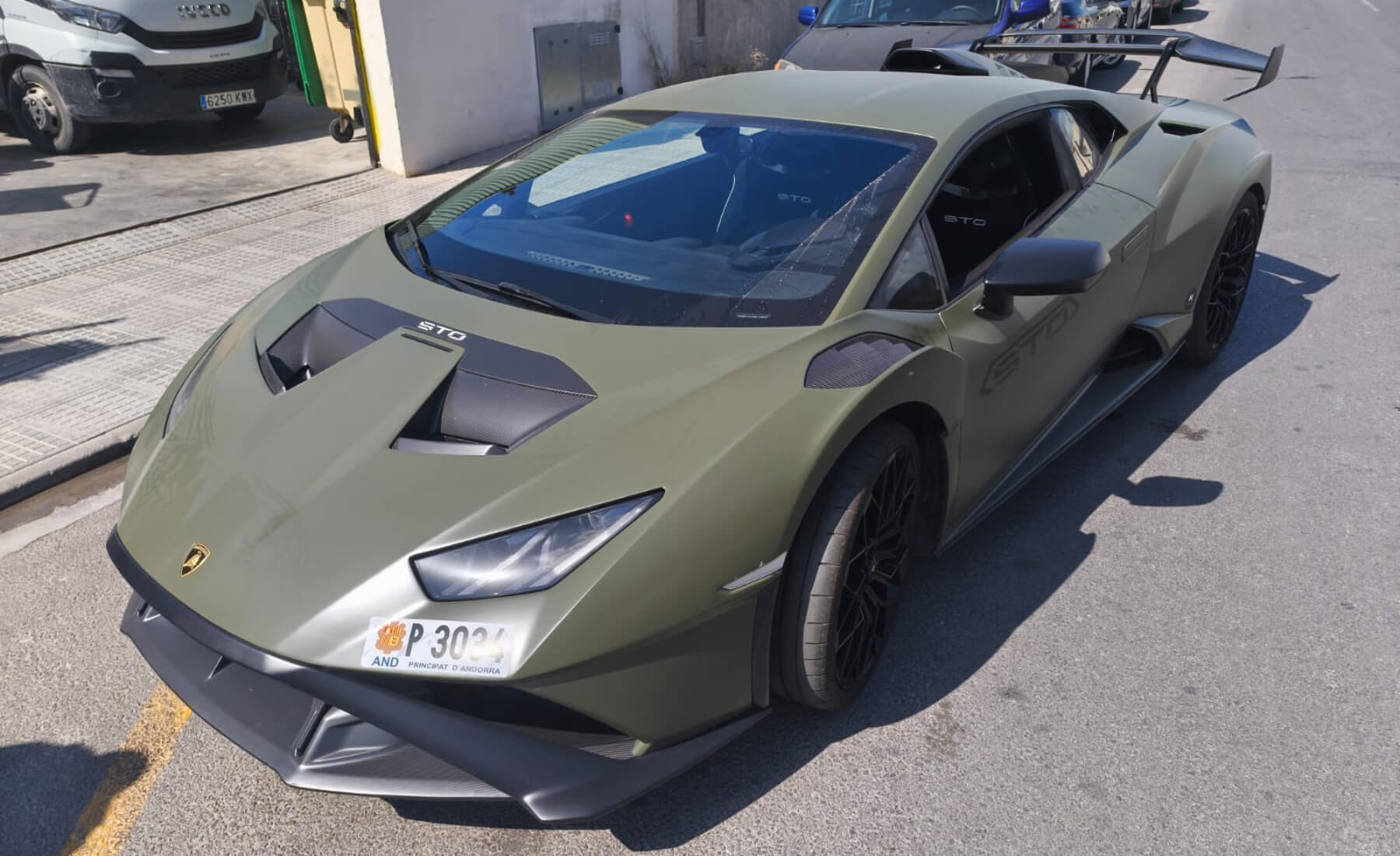 lamborghini huracan sto ibiza
