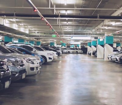 aparcamiento centro comercial