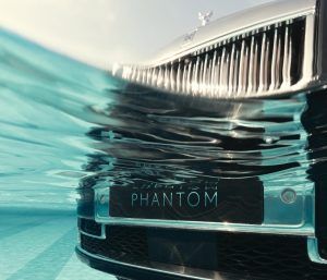 rolls royce phantom piscina